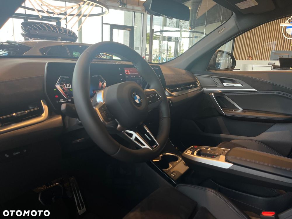 BMW X2 - 13