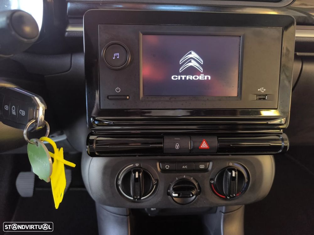 Citroën C3 1.2 PureTech Feel - 21