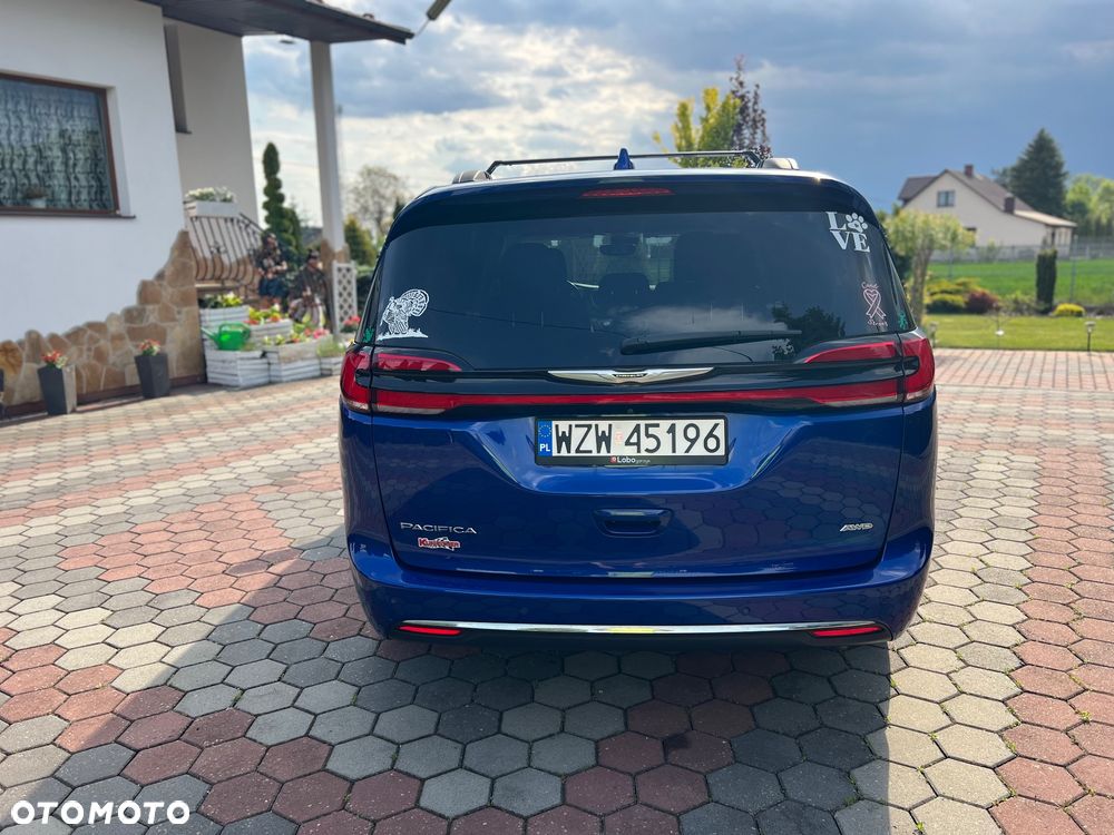 Chrysler Pacifica - 21