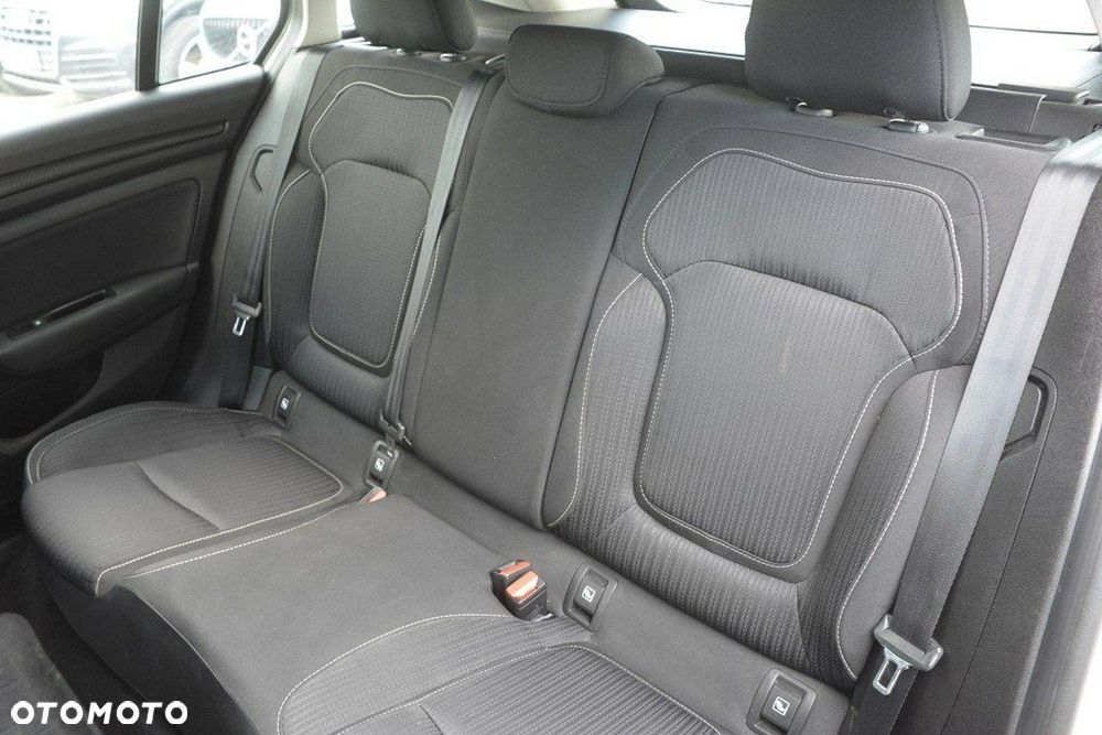 Renault Megane 1.5 dCi Zen - 32