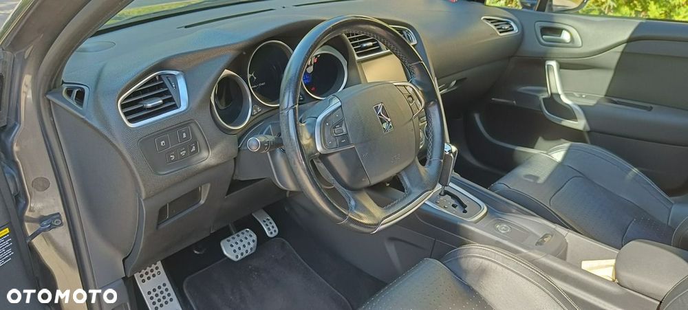 DS Automobiles DS 4 2015