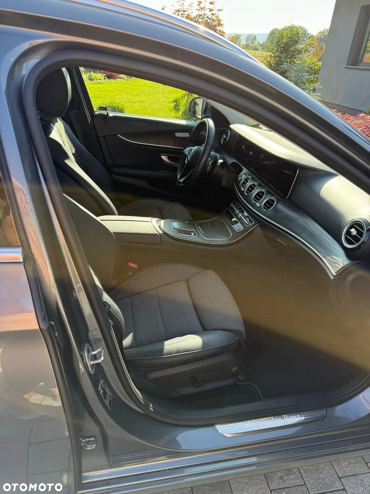 Mercedes-Benz Klasa E 220 d 4-Matic Avantgarde - 11