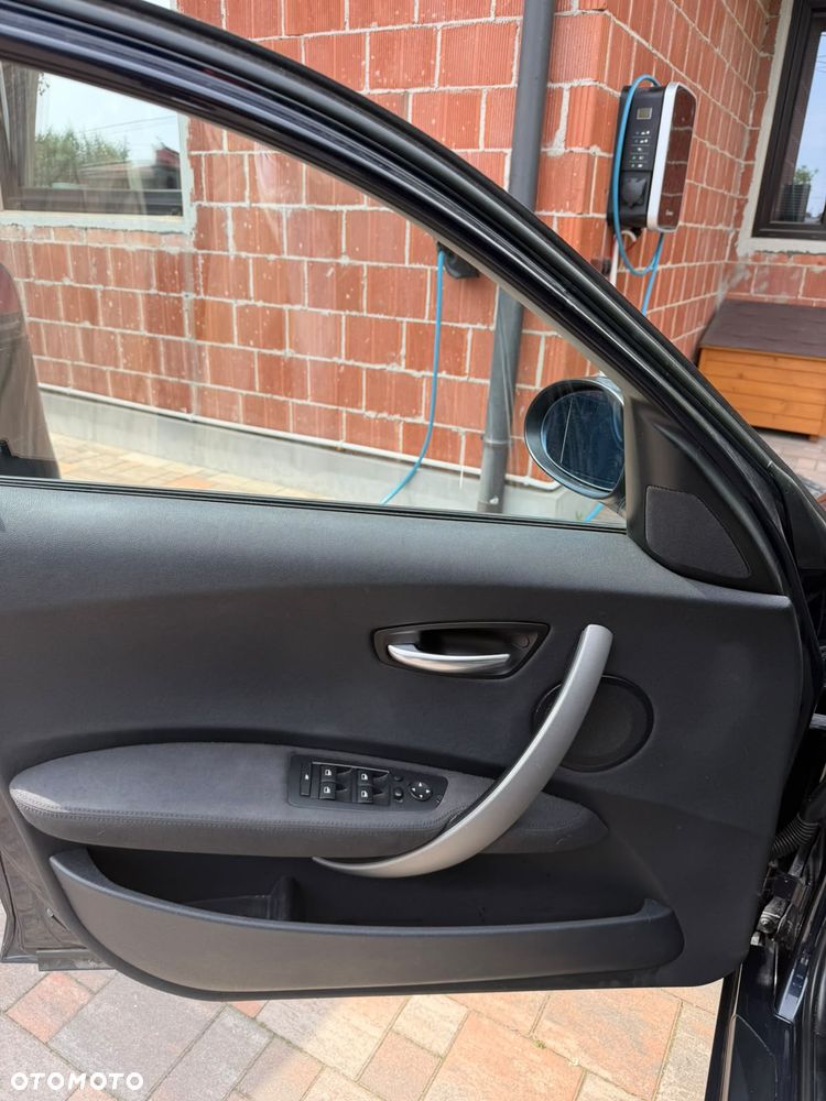 BMW Seria 1 - 23