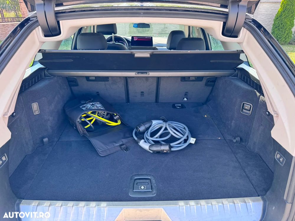 BMW Seria 5 530e Aut. Luxury Line - 13