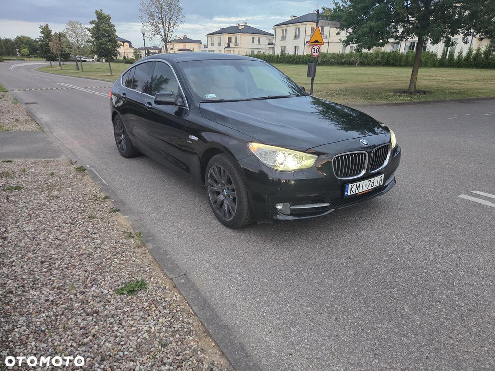 BMW 5GT 530d xDrive - 16