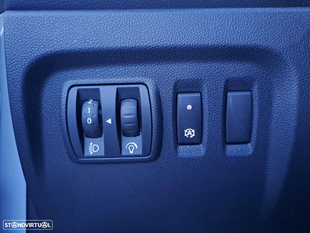 Renault Captur ENERGY TCe 120 EDC Intens - 19