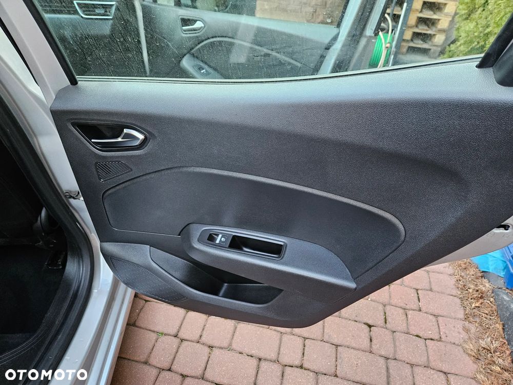 Renault Clio 1.0 TCe Zen - 12