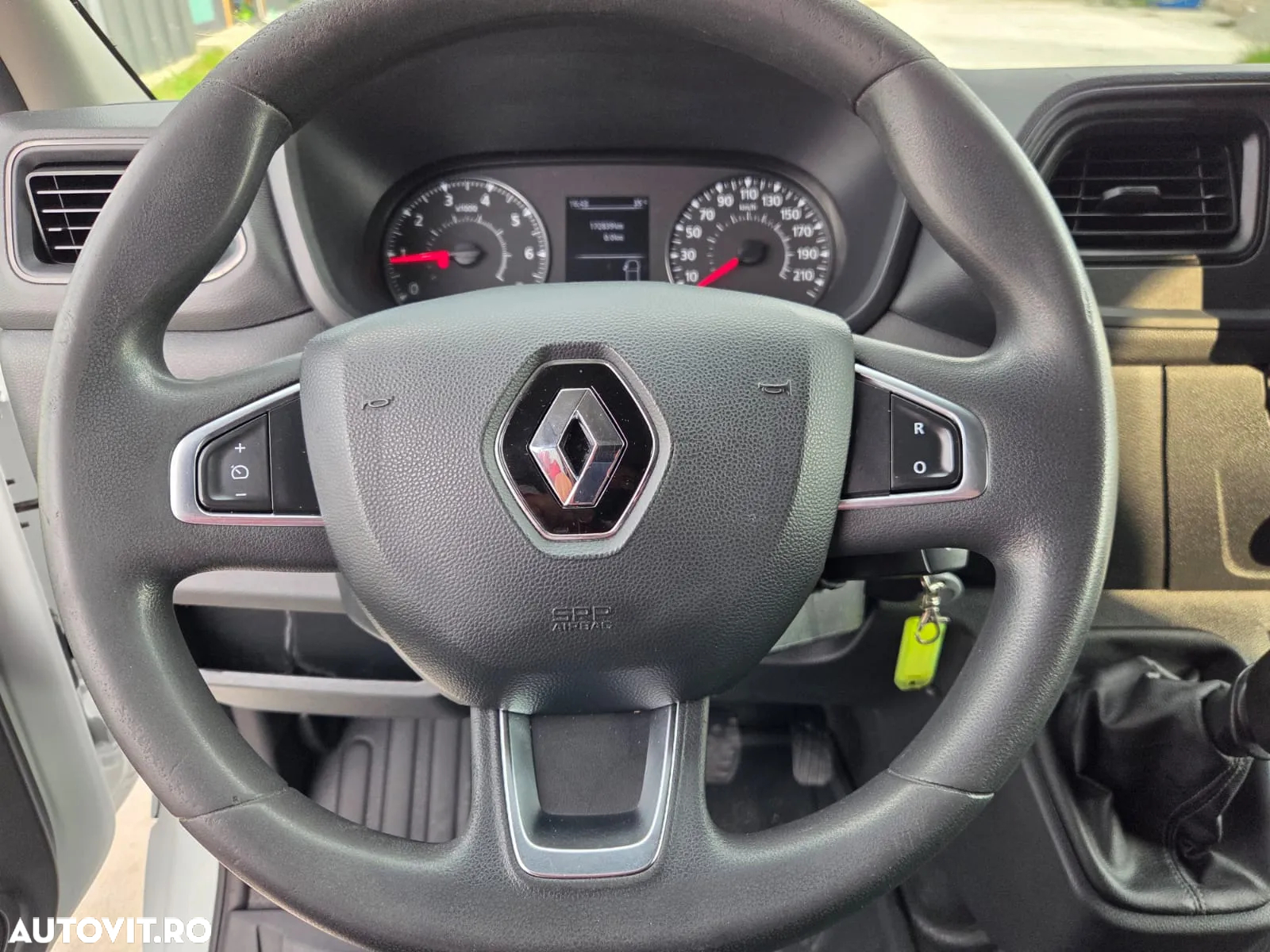 Renault New Master L2H2 - 24