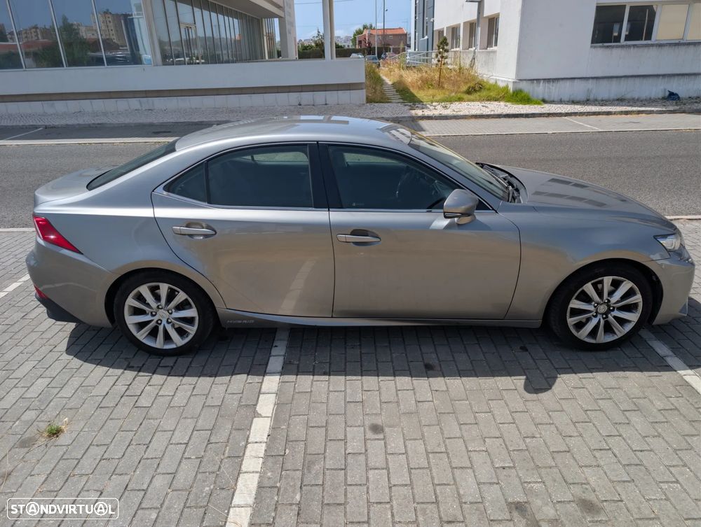 Lexus IS 300H Executive+ - 2