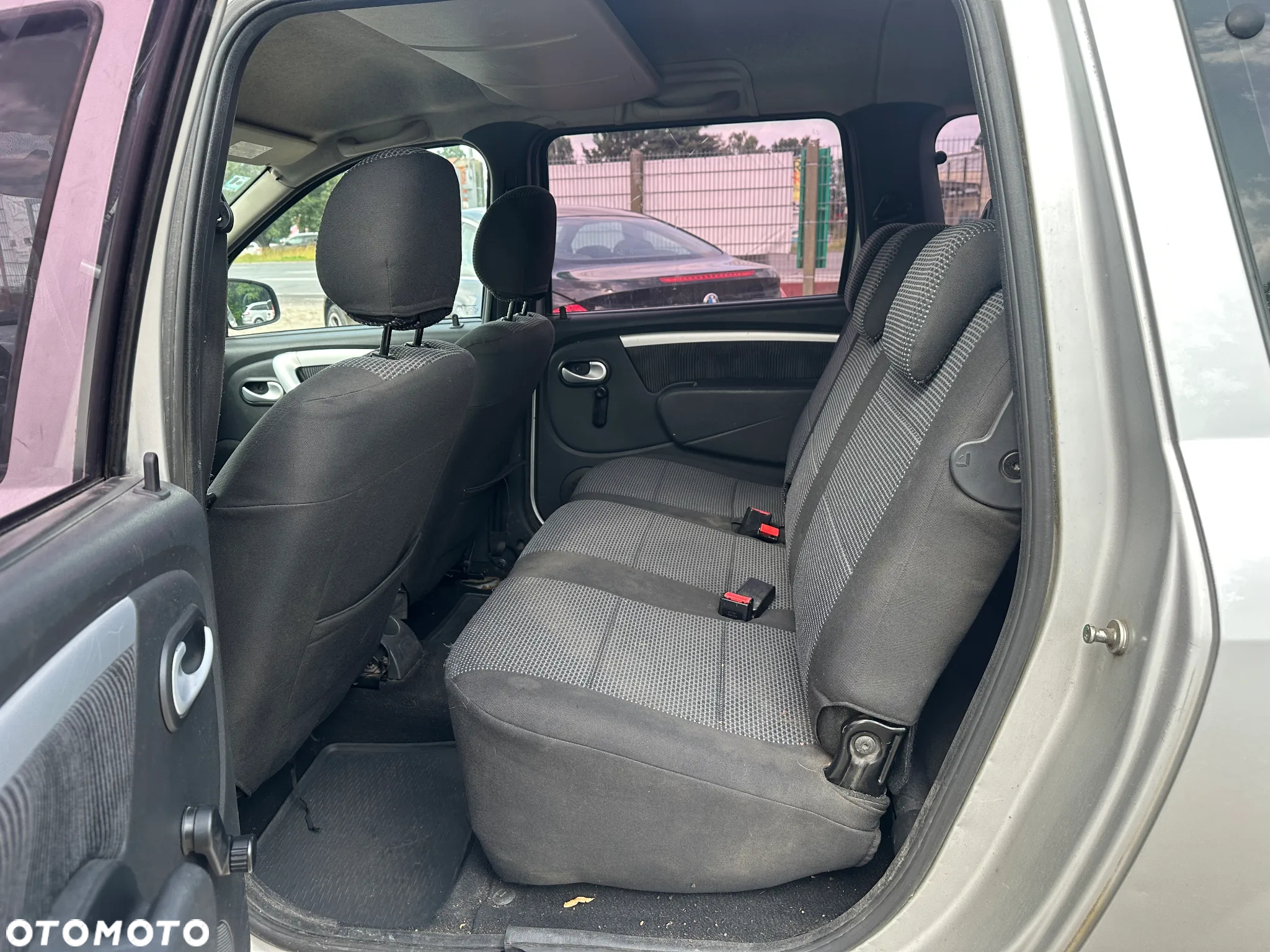 Dacia Logan - 16