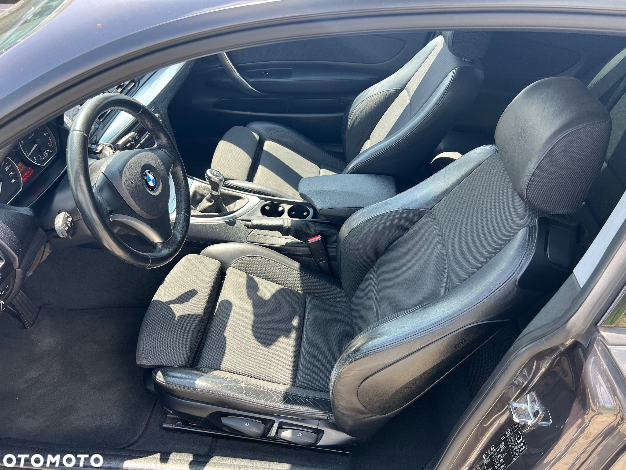 BMW Seria 1 118i Edition Sport - 16