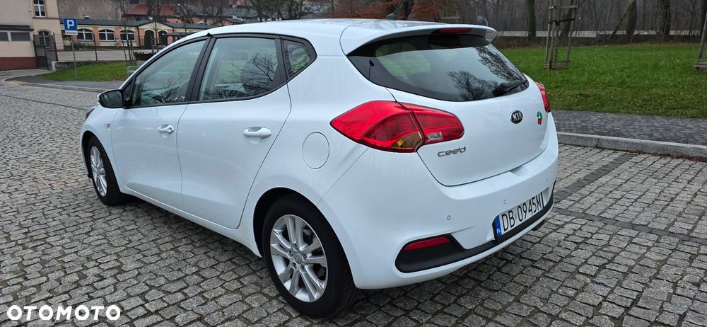 Kia Ceed - 6