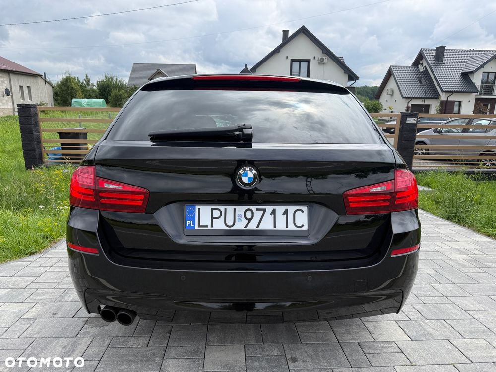 BMW Seria 5 525d Sport-Aut Luxury Line - 7