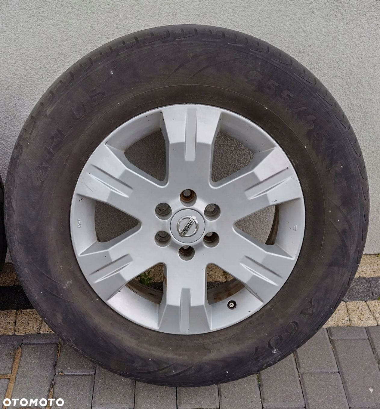 NISSAN PATHFINDER R51 NAVARA D40 KOŁA OPONY KOMPLET 17" DELINTE 255/65 - 2