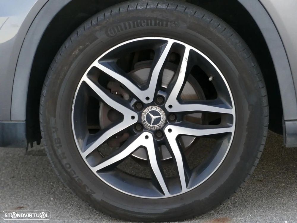 Mercedes-Benz GLA 220 d Urban - 8