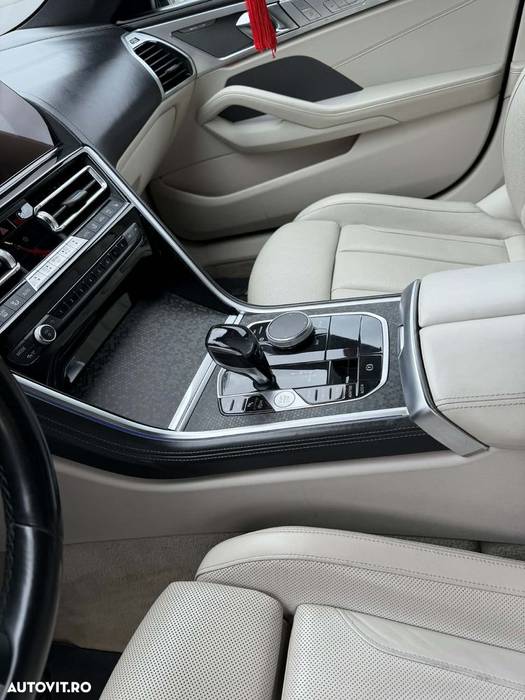BMW Seria 8 840d xDrive AT MHEV - 12
