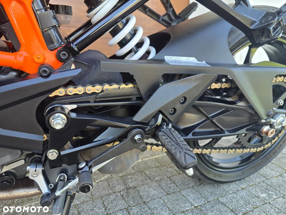 KTM RC 125 - 30