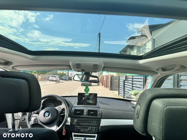 BMW X3 xDrive18d - 10