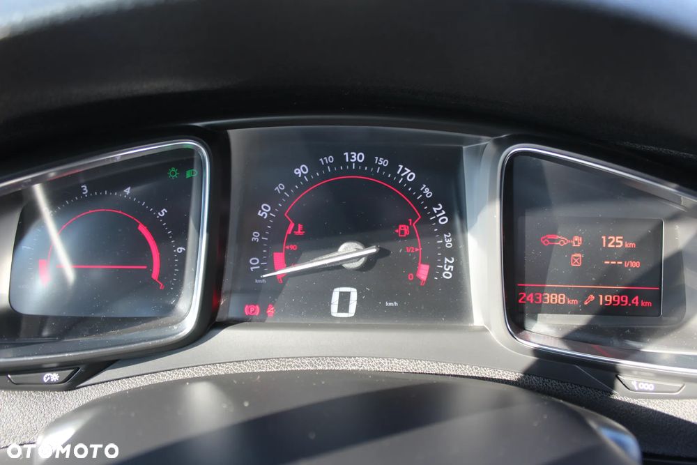 Citroën DS5 2.0 HDi SoChic - 14