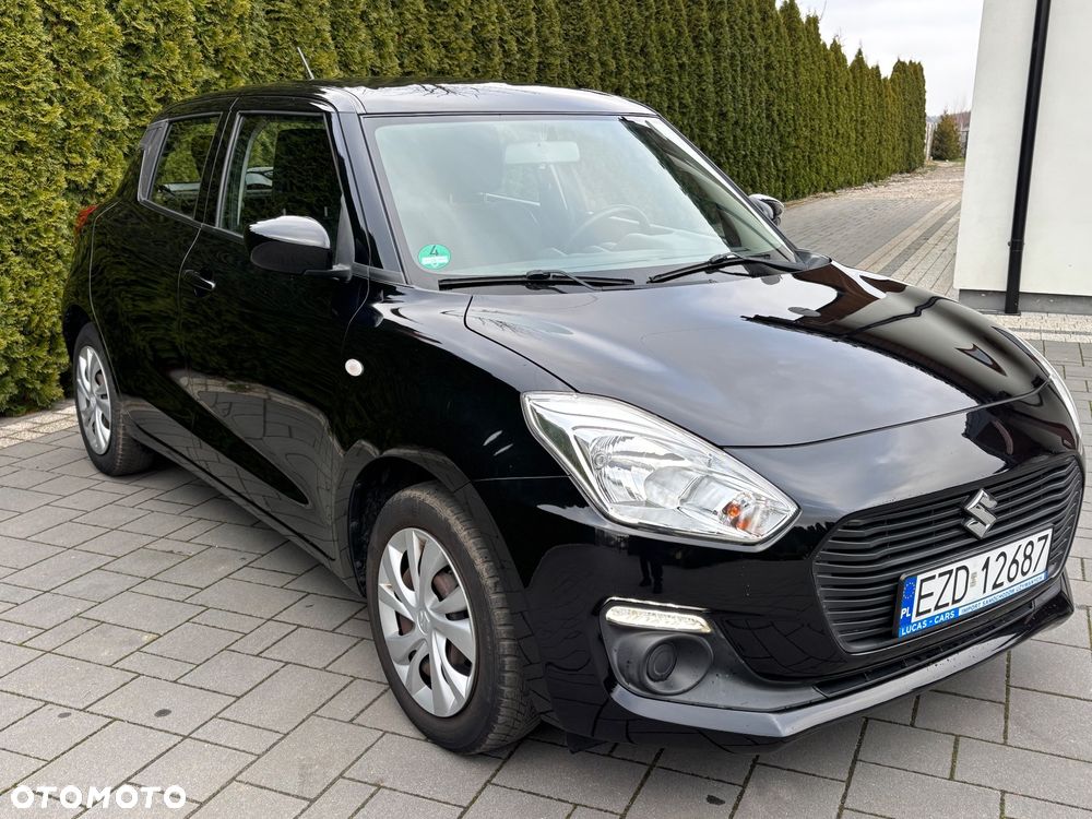 Suzuki Swift 1.2 Premium Plus - 11