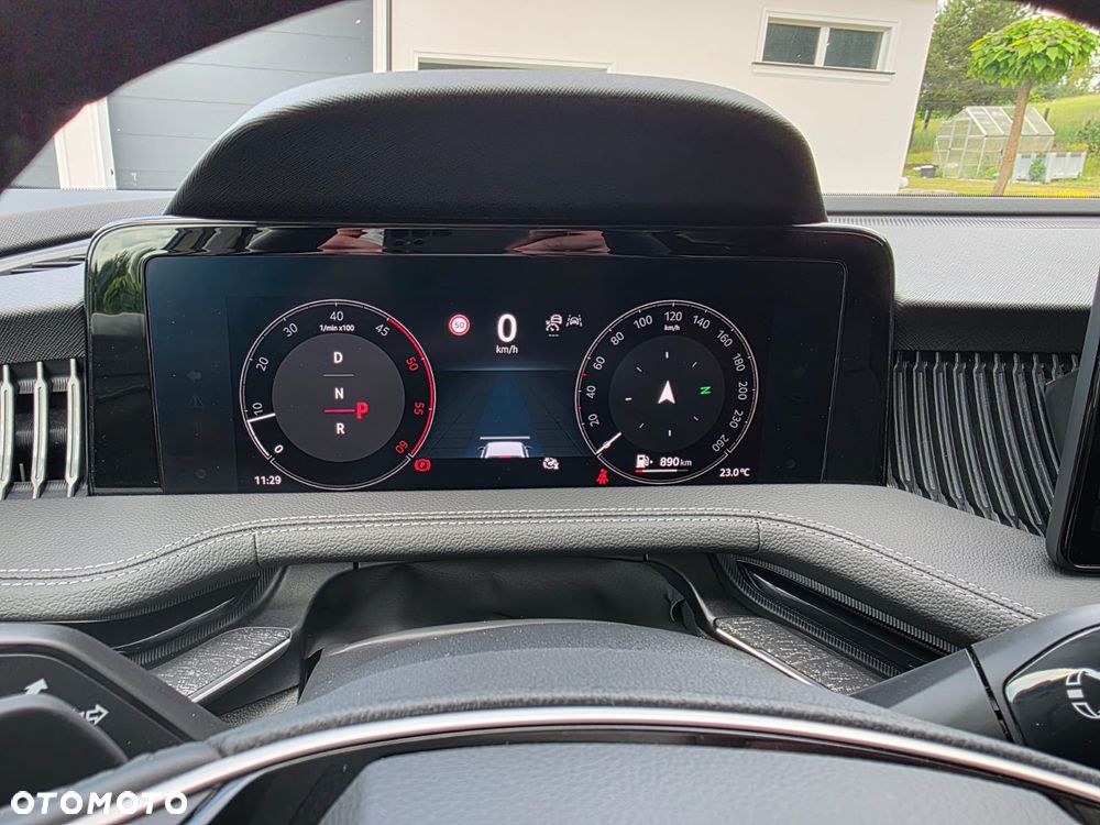 Skoda Superb 2.0 TDI SCR Selection DSG - 11
