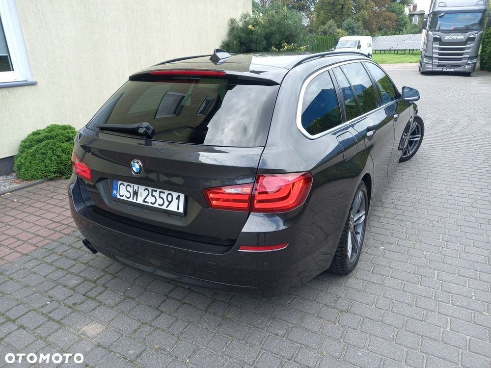 BMW Seria 5 520d Special Edition - 4