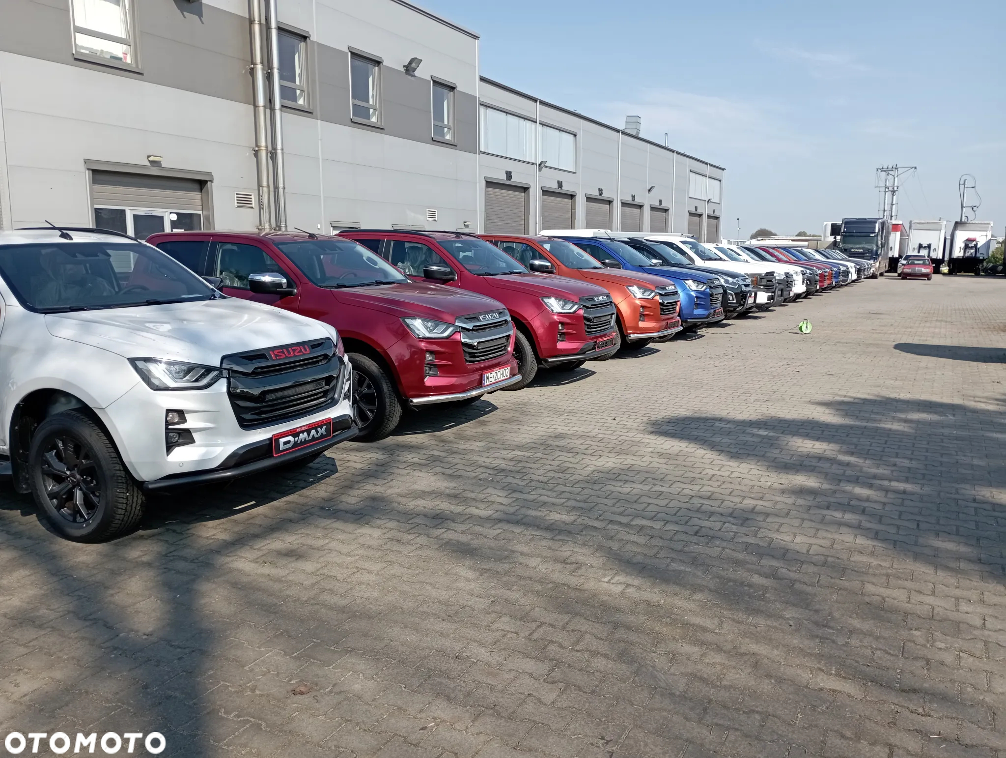 ATRAPA chłodnicy krata wlotu   ISUZU D-max III - 9