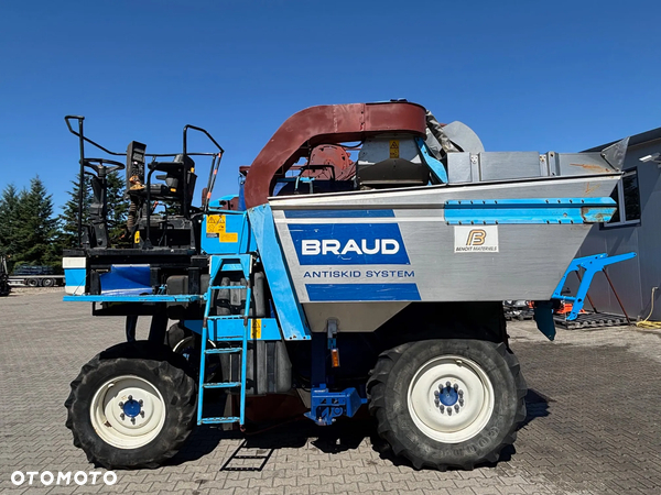 New Holland Braud SB 56