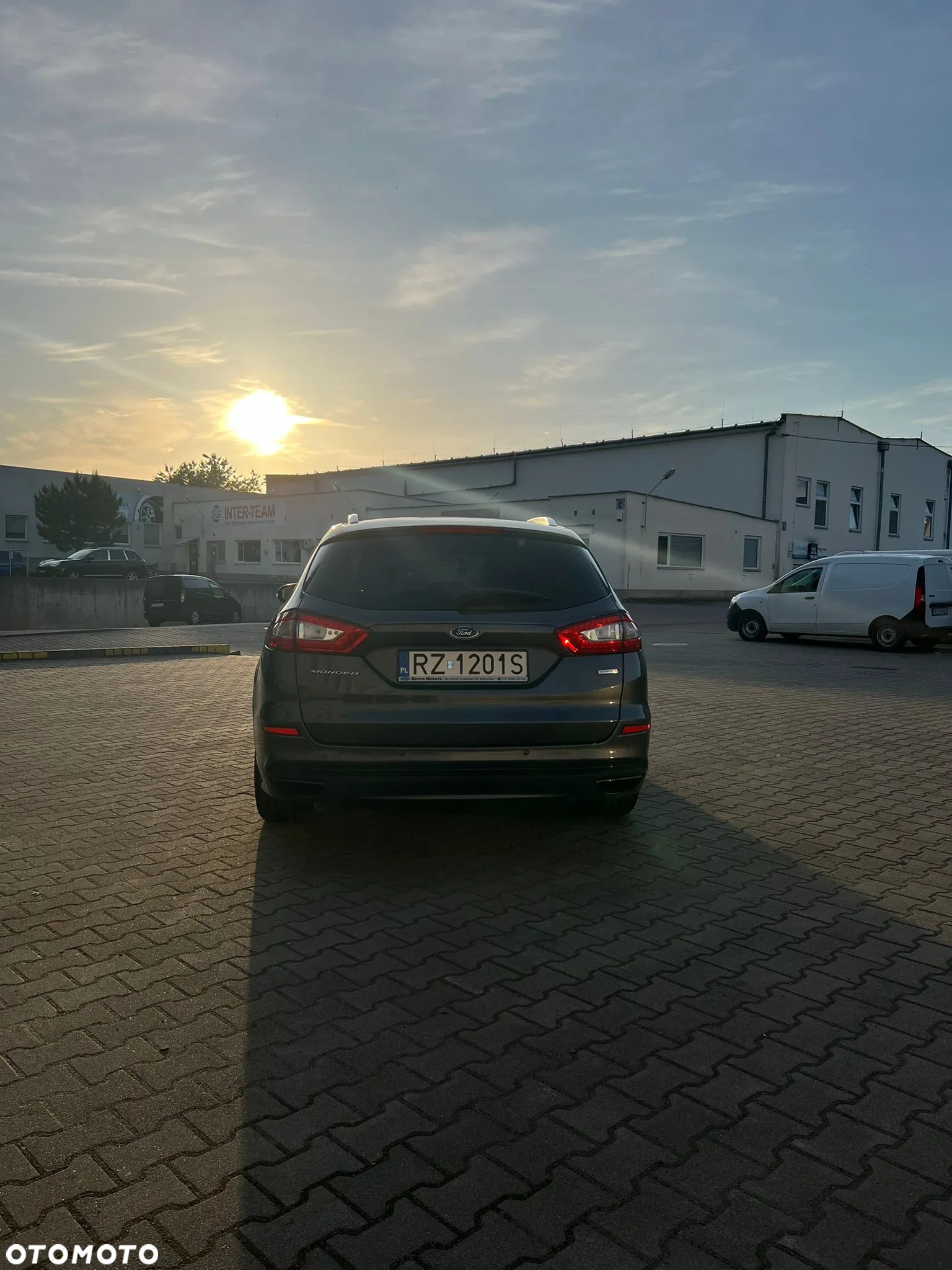 Ford Mondeo 2.0 EcoBoost Titanium - 11