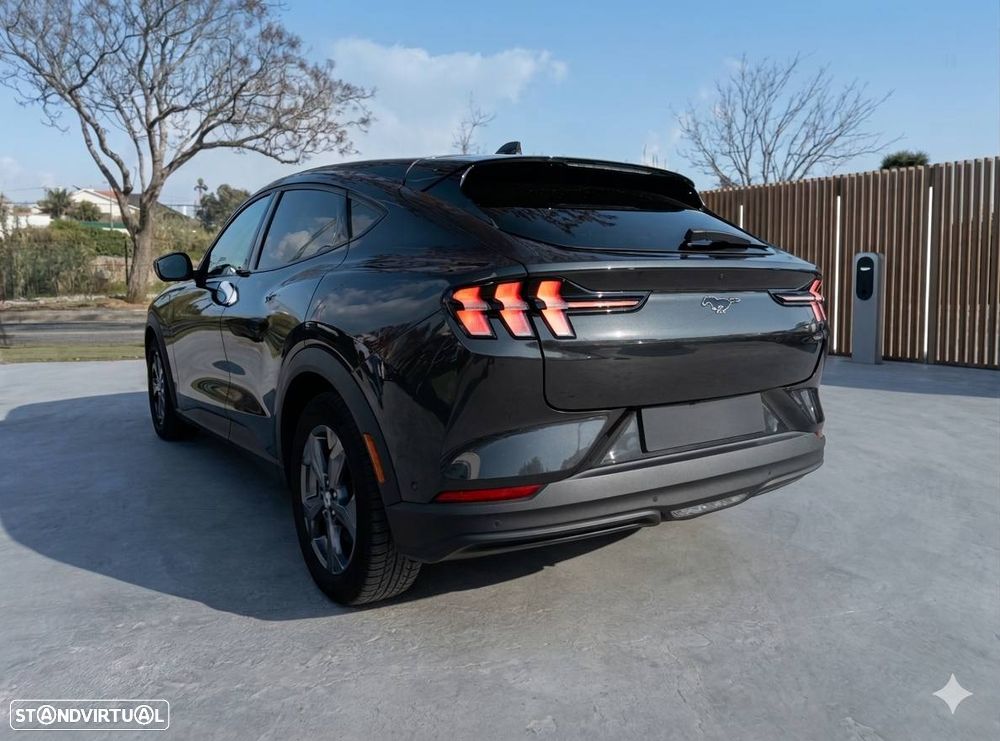 Ford Mustang Mach-E 98.7 kWh Premium - 3