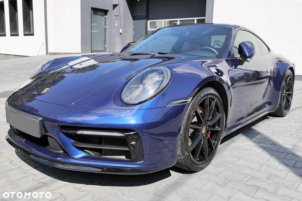 Porsche 911 Carrera 4S - 6
