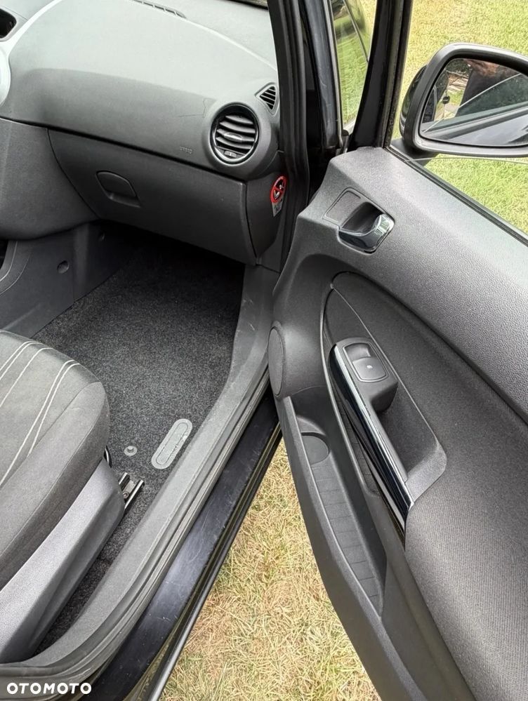 Opel Corsa 1.2 16V Enjoy - 14