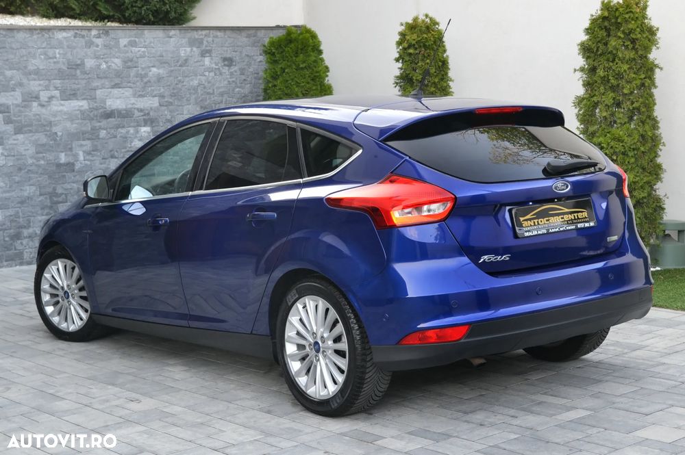 Ford Focus 1.0 EcoBoost Titanium - 4