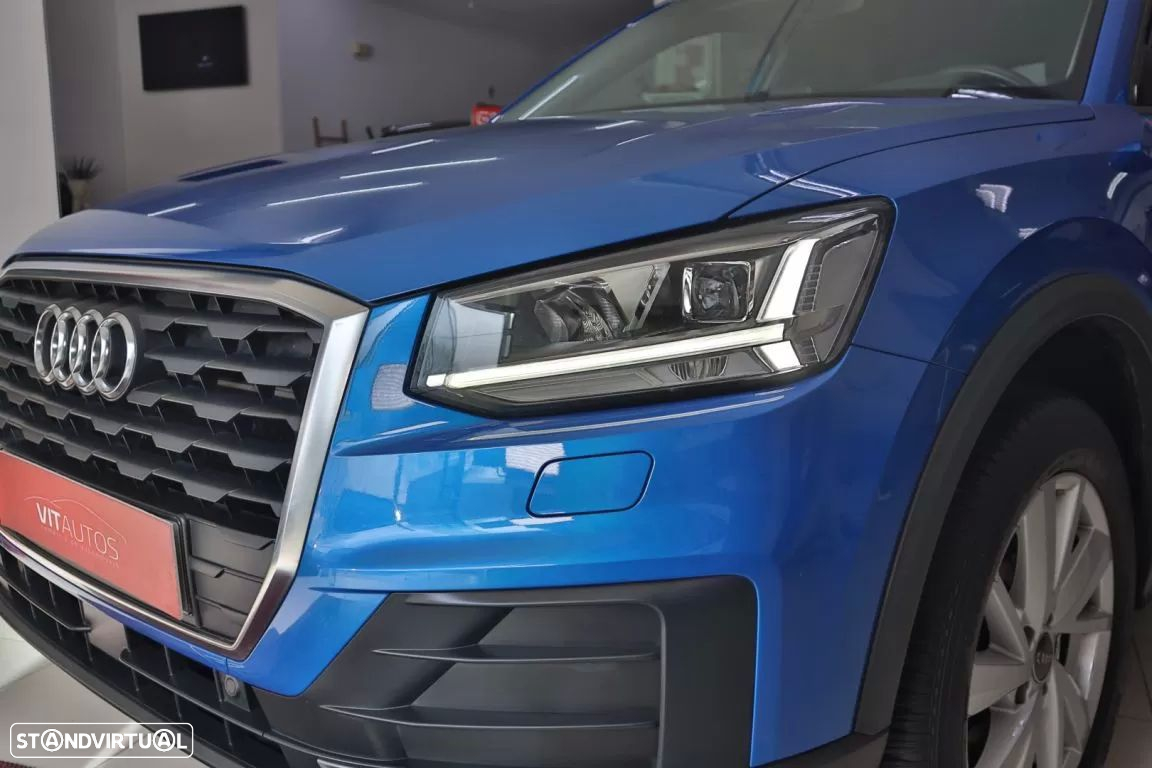 Audi Q2 1.6 TDI Design - 9