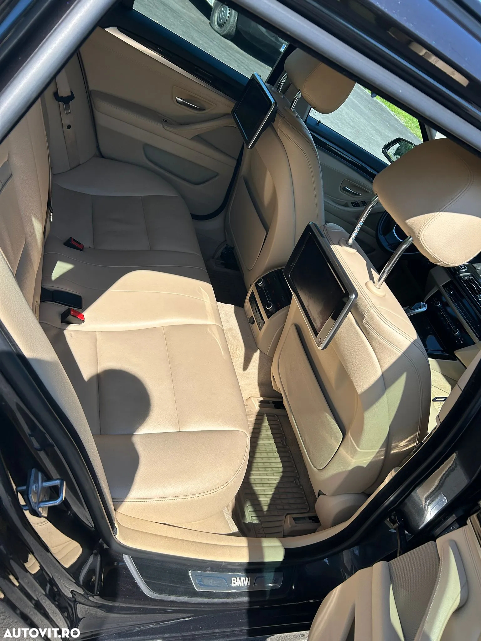 BMW Seria 5 520d Touring Aut. Luxury Line - 13