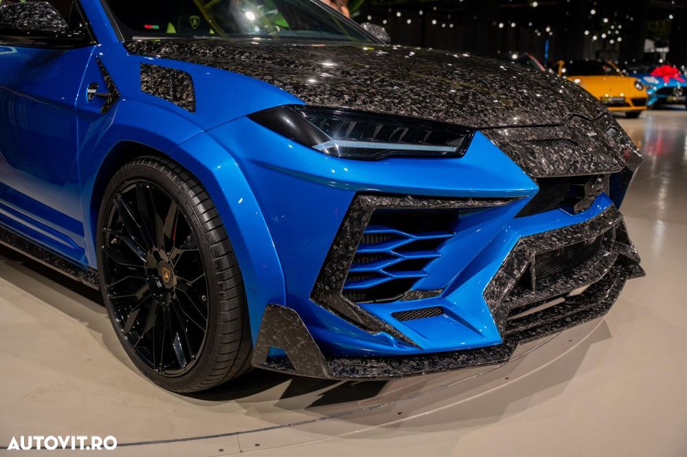 Lamborghini URUS - 28