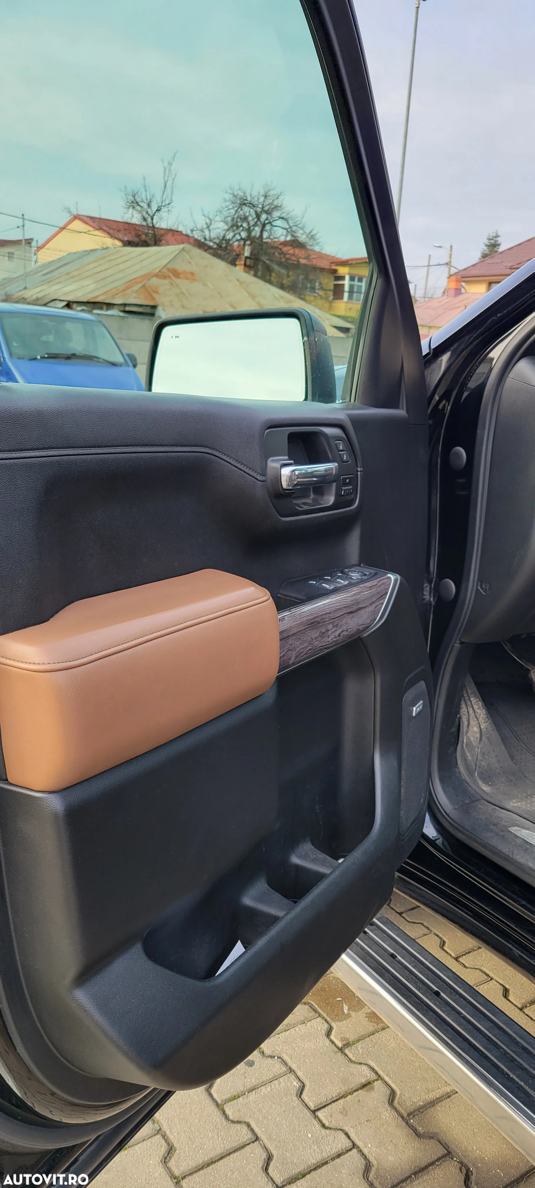 Chevrolet Silverado - 13