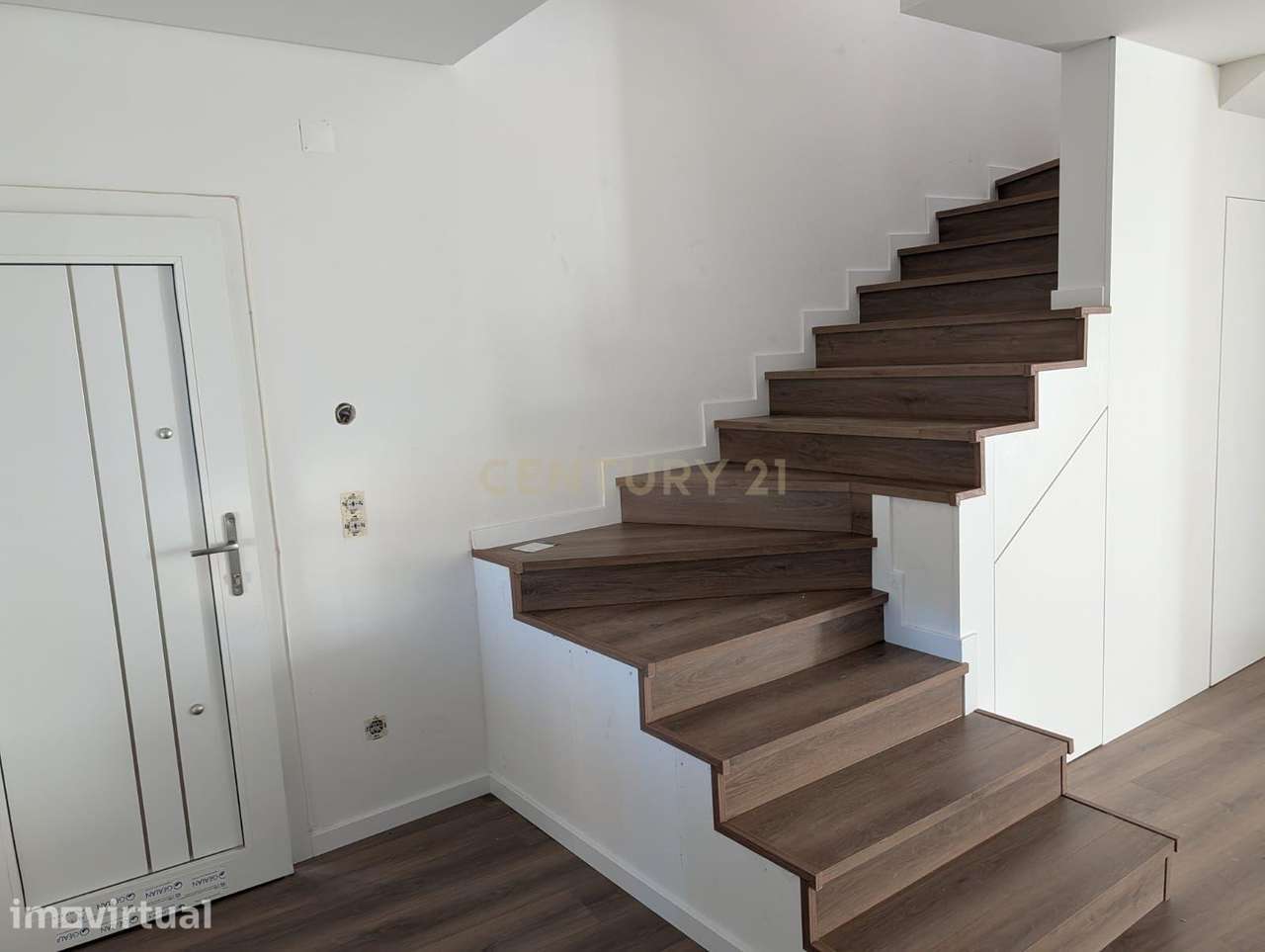 Moderna Moradia T3 com Vista para a Cidade em Odivelas - Grande imagem: 5/11