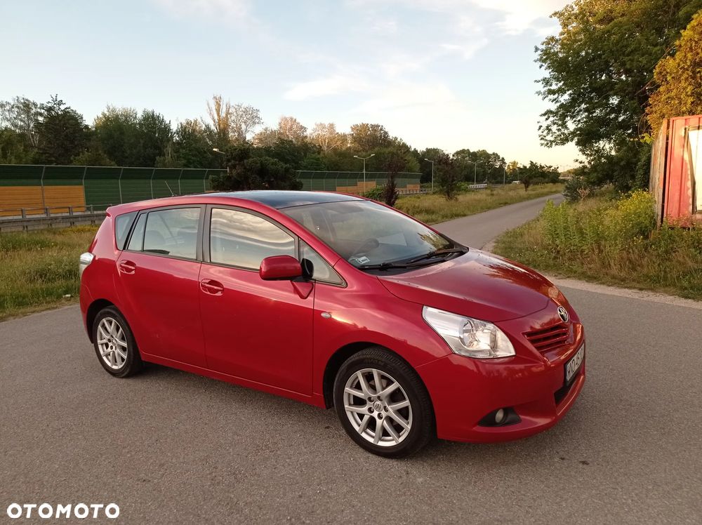 Toyota Verso 2.0 D-4D Premium - 24