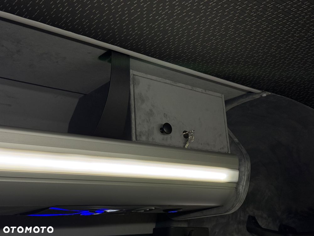 Mercedes-Benz Sprinter 519 - 37