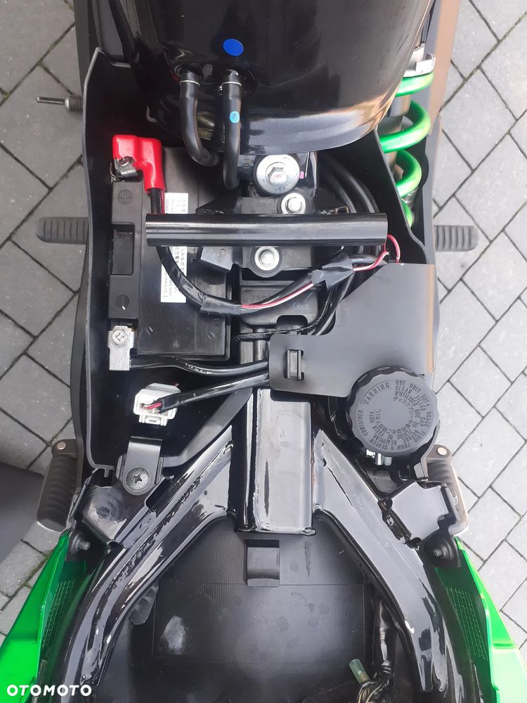 Kawasaki ER - 20