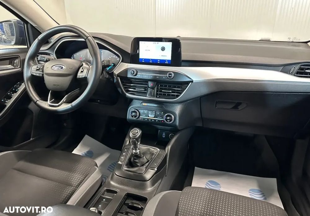 Ford Focus 1.0 EcoBoost Titanium - 7