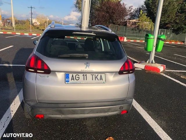 Peugeot 2008 1.2 PureTech Turbo EAT6 S&S Allure - 10