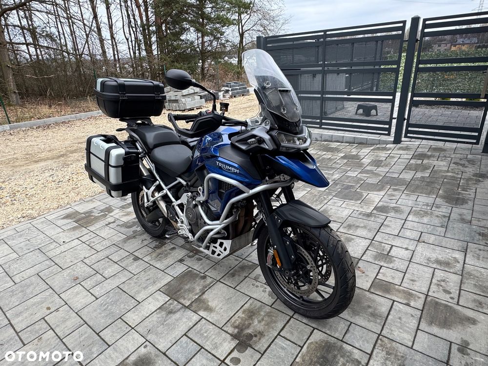 Triumph Tiger - 1