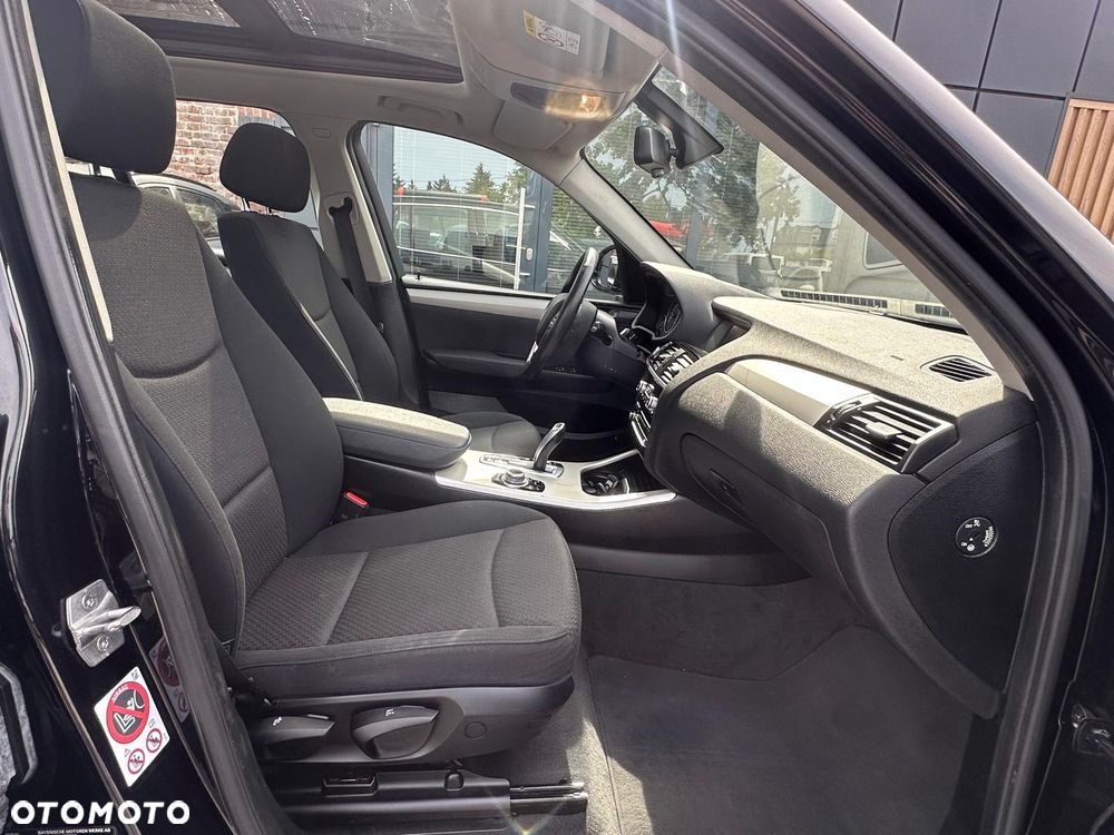 BMW X3 sDrive18d Advantage - 30