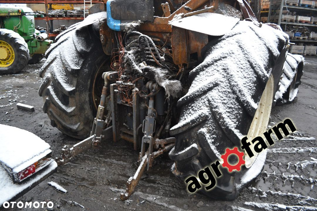 New Holland części używane G 210 240 240 190 silnik most skrzynia zwolnica piasta zębatka tryb - 5