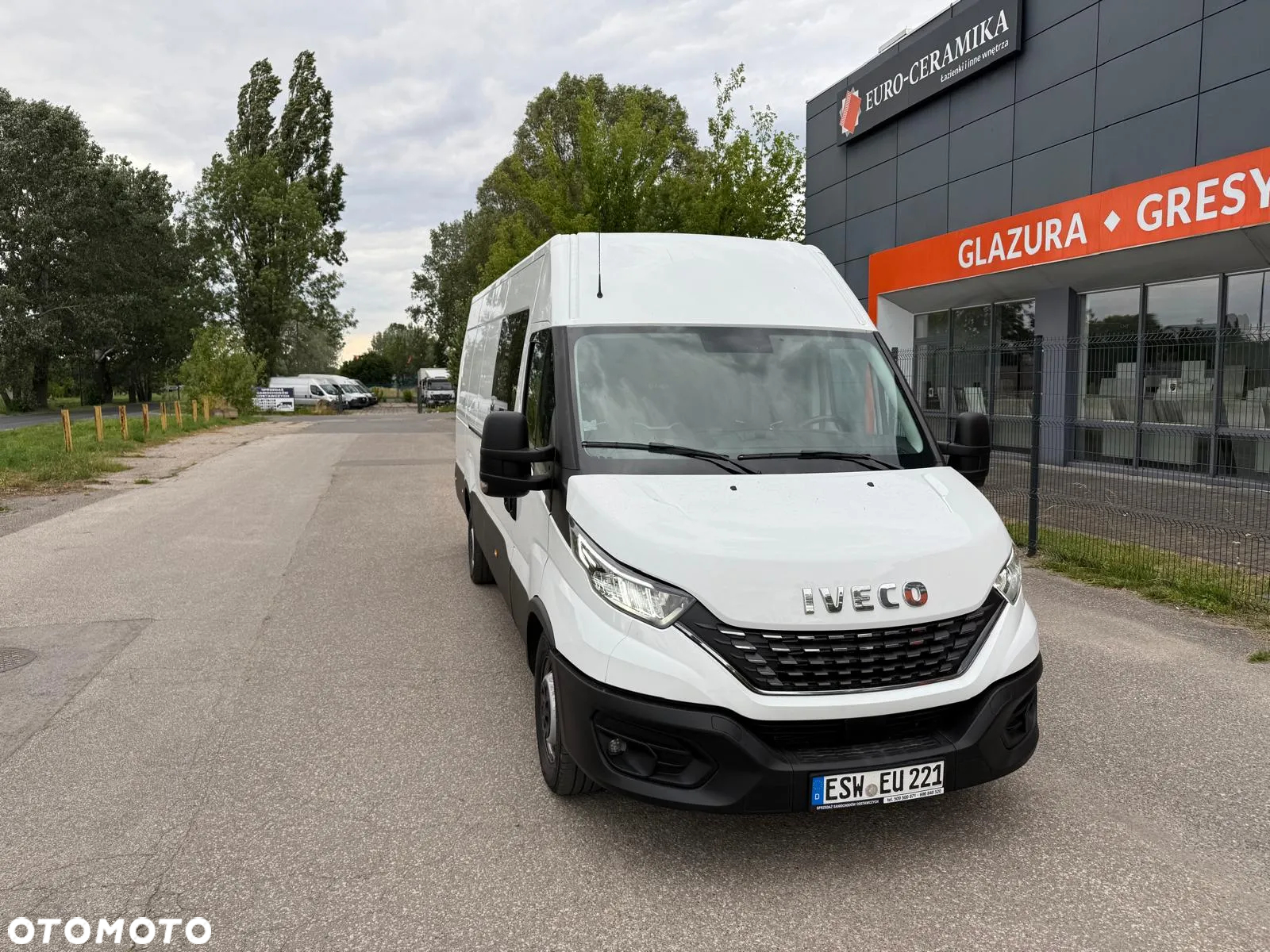 Iveco Daily 35S18, 3.0 180KM, L4H2, Brygadówka 7os., HiMatic, Niski przebieg - 18