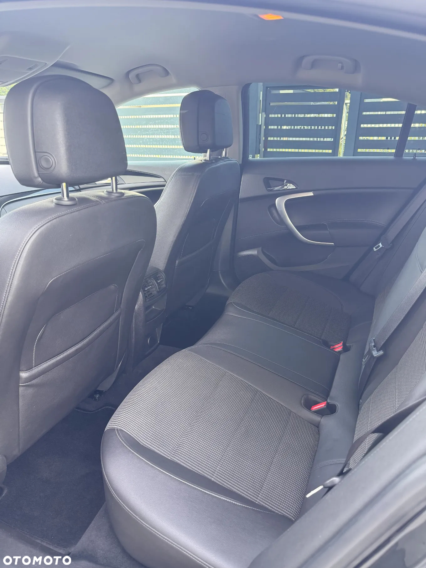 Opel Insignia - 11