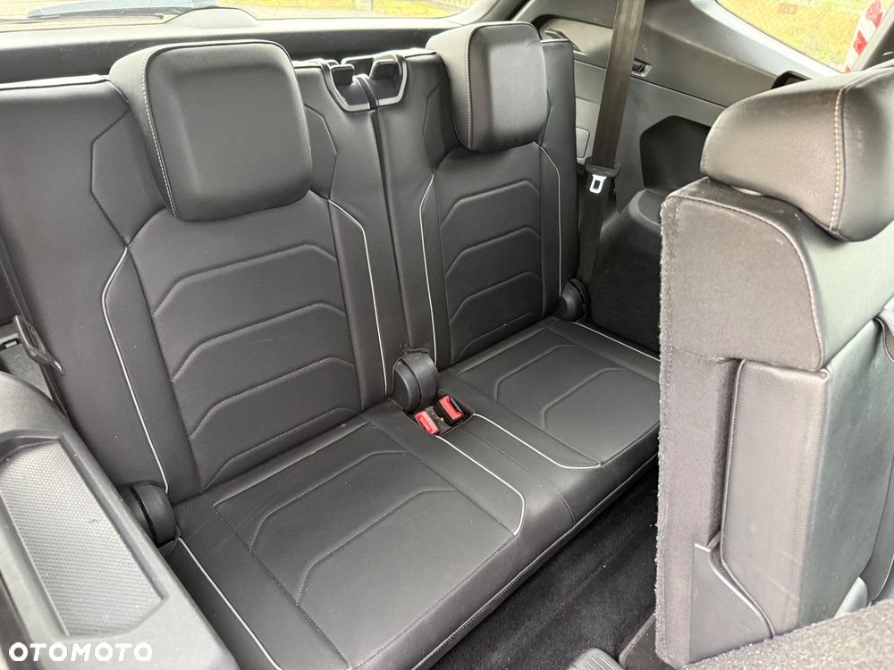 Volkswagen Tiguan Allspace 2.0 TDI R-Line DSG 7os - 39