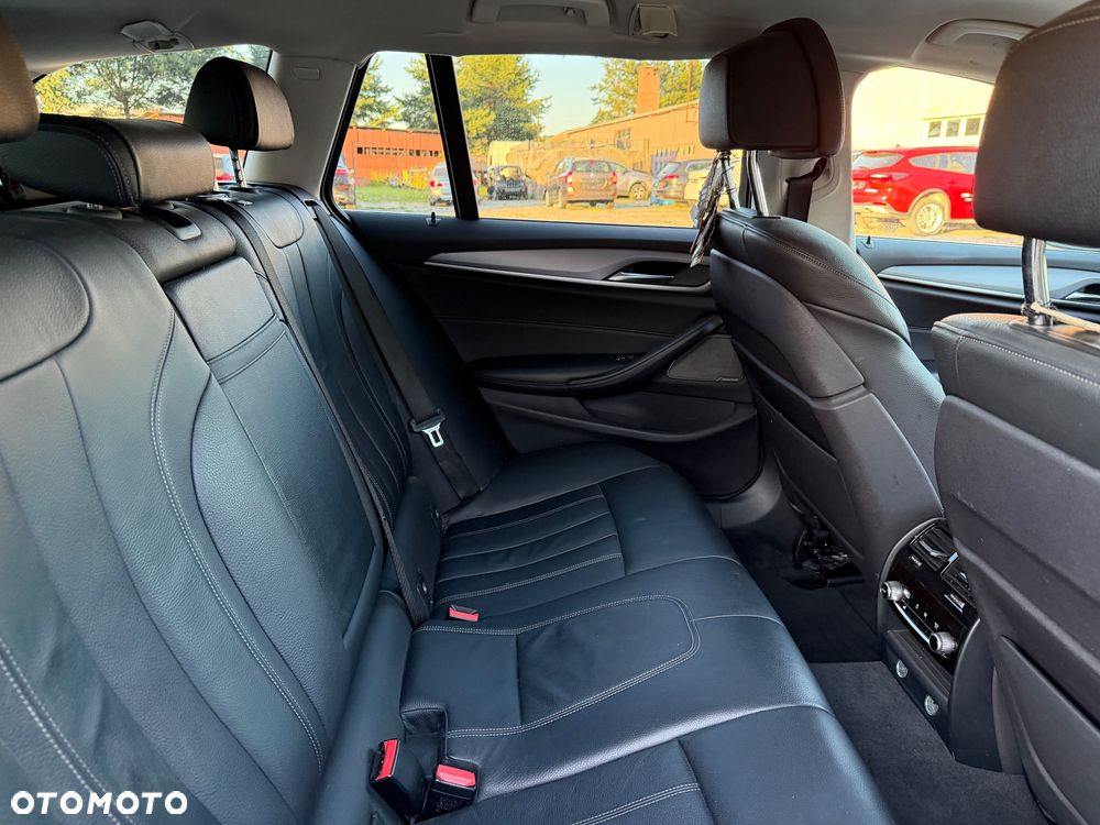 BMW Seria 5 530d xDrive Sport Line - 20